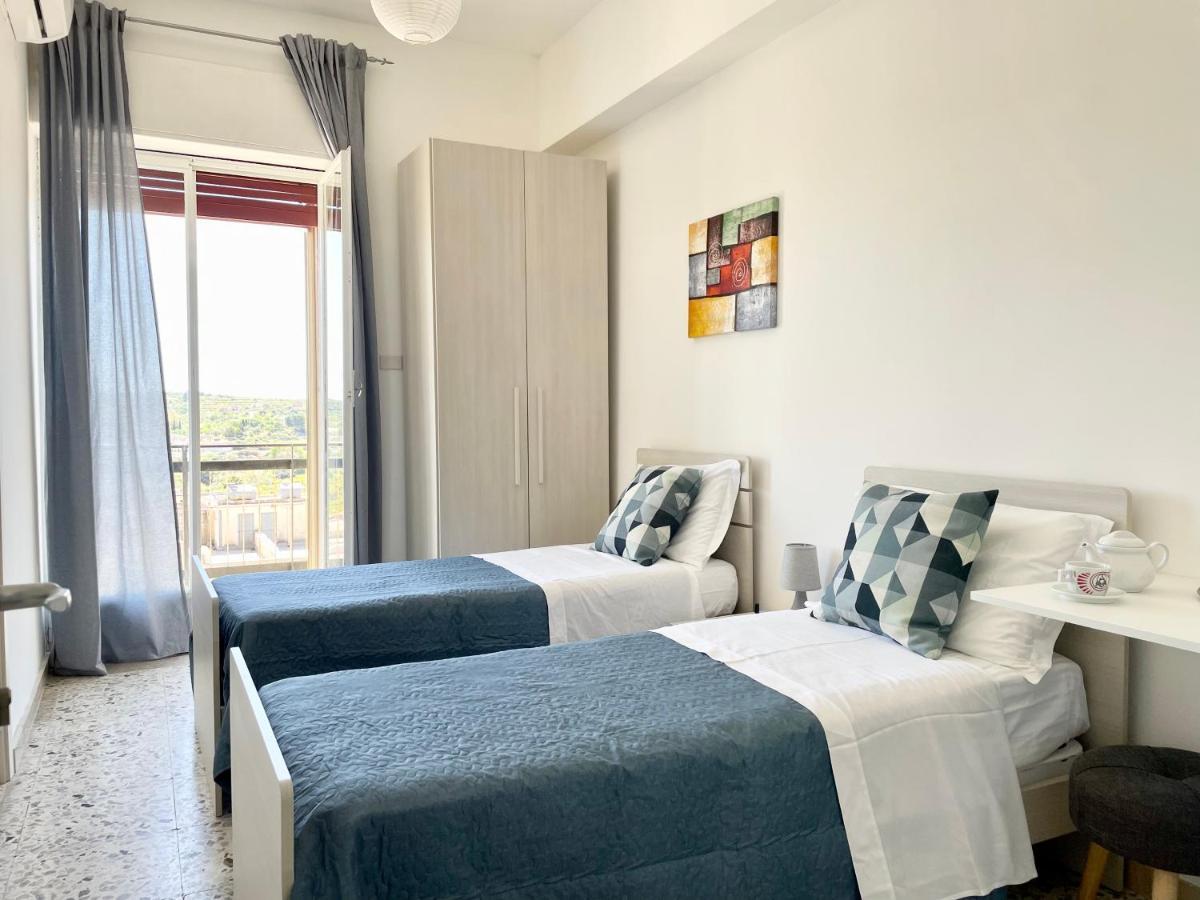 Centopassi Noto B&B Экстерьер фото